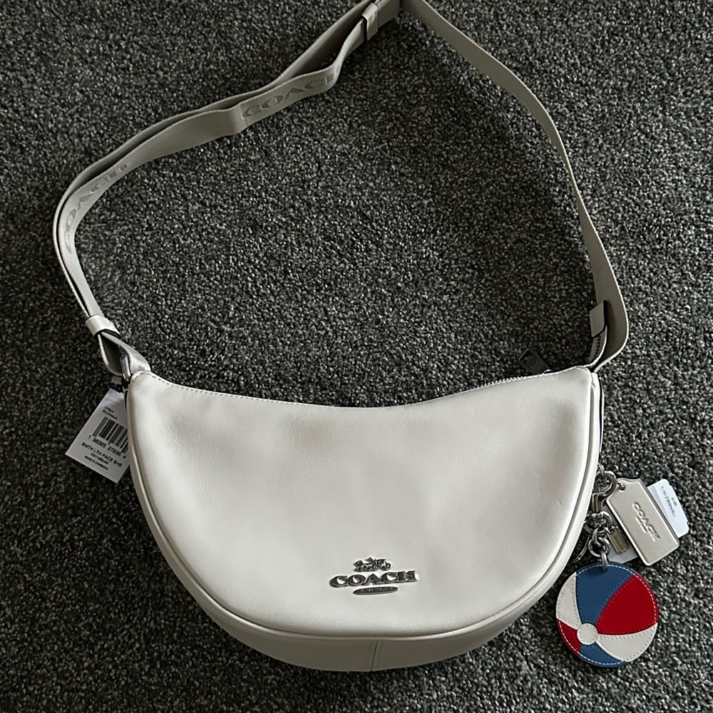 Coach convertible PACE bag W/Beachball bag charm - Picture 11 of 13